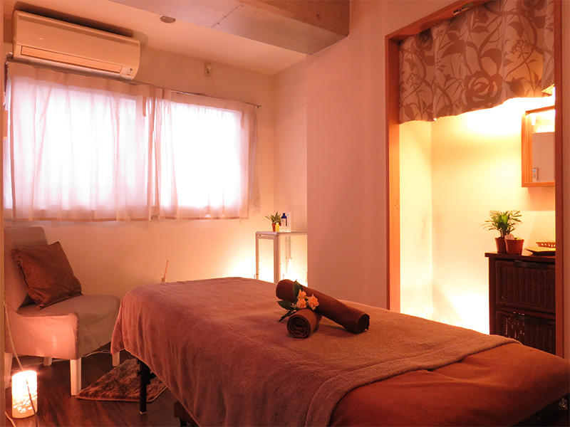 サロンのご案内